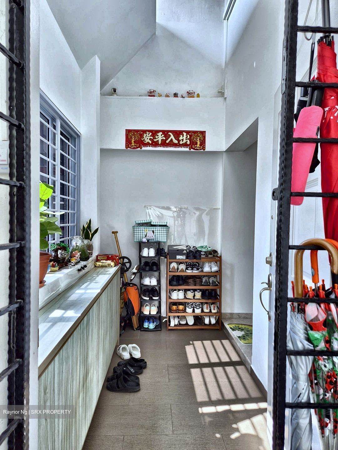 Blk 405 Hong Kah Court (Jurong West), HDB Executive #557679511